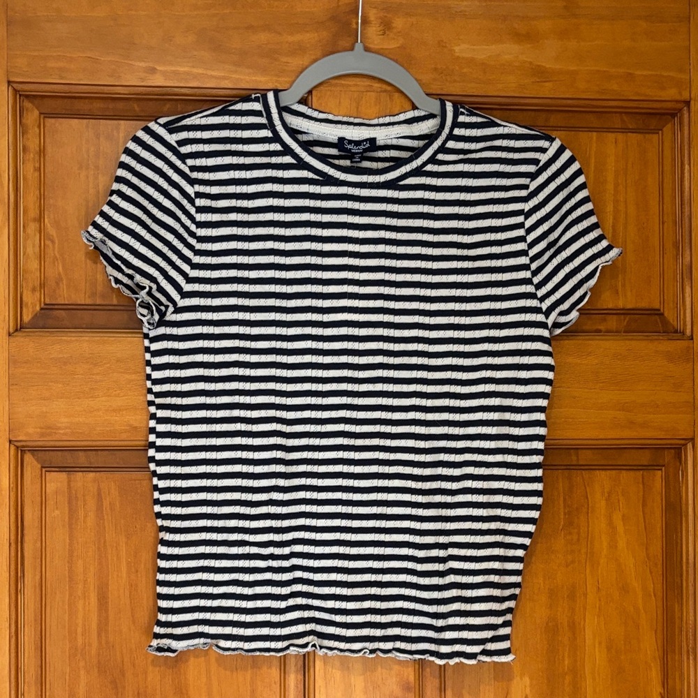 Splendid ribbed, short sleeve fitted navy, and cream shirt